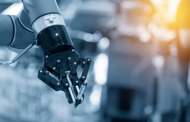 国内首款可大范围移动作业的工业机器人在重庆实现产业化,这款产品是